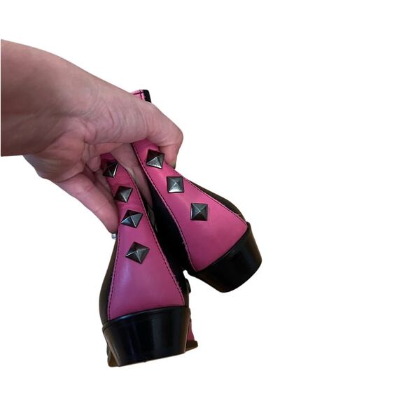 Modern Vice NYC Jett Black Pink Silver Leather Buckle Ankle Boots Size 37 7 - Picture 7 of 9